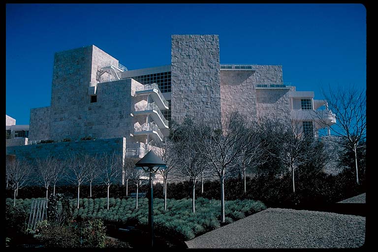 View NE to W.Pavilion from Central Garden
